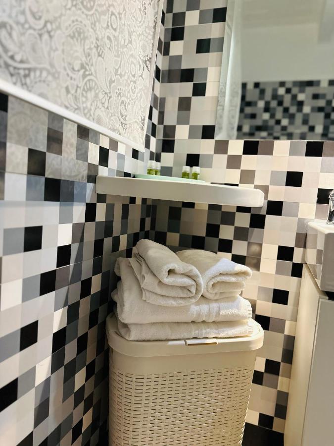 La Casa (Adults Only) Bed & Breakfast Bari Bagian luar foto