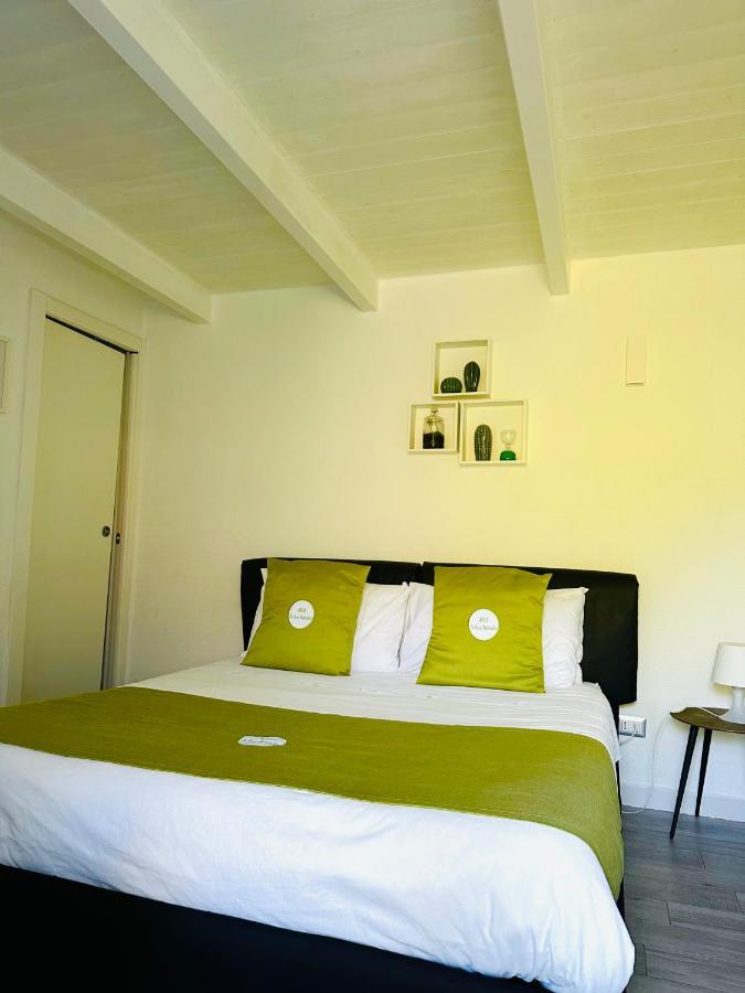 La Casa (Adults Only) Bed & Breakfast Bari Bagian luar foto